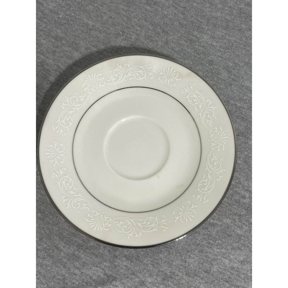 Vintage‎ Noritake Ivory China Marseille 7550 Saucers Set of 4 Floral Trim Silver - Picture 8 of 11